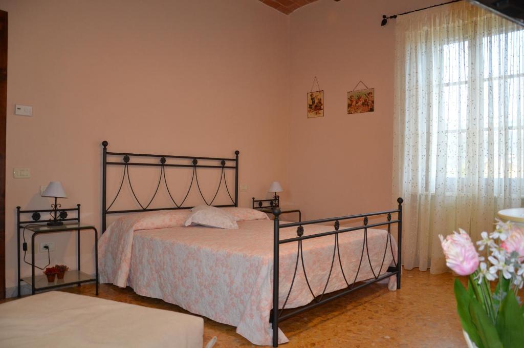 B & B Da Ferro Massarosa Szoba fotó
