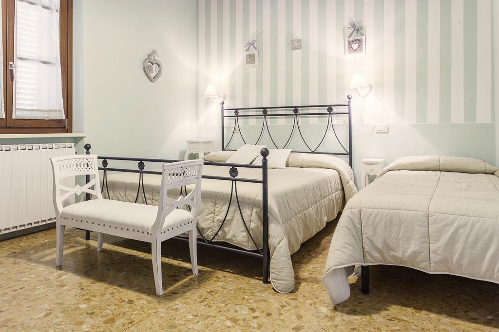 B & B Da Ferro Massarosa Kültér fotó